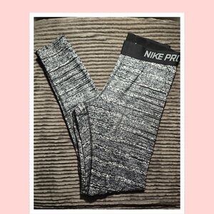 Nike Pro Dri-Fit Leggings